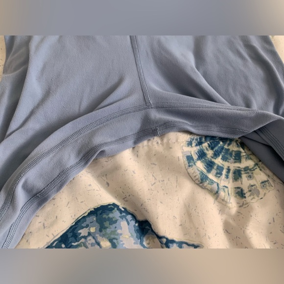 Lululemon Athletica Soft Blue Cropped Leggings size 6 - Picture 3 of 6